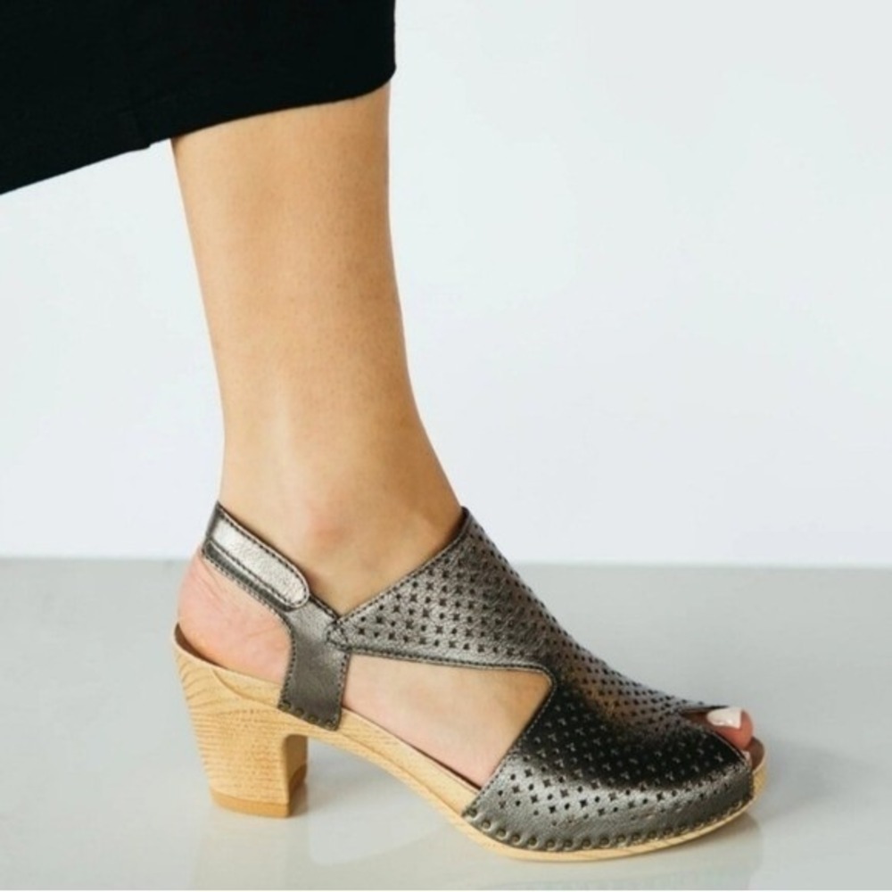 NEW Dansko Teagan Leather‎ Peep Toe Heeled Sandals in Gunmetal 39, US 8.5-9
